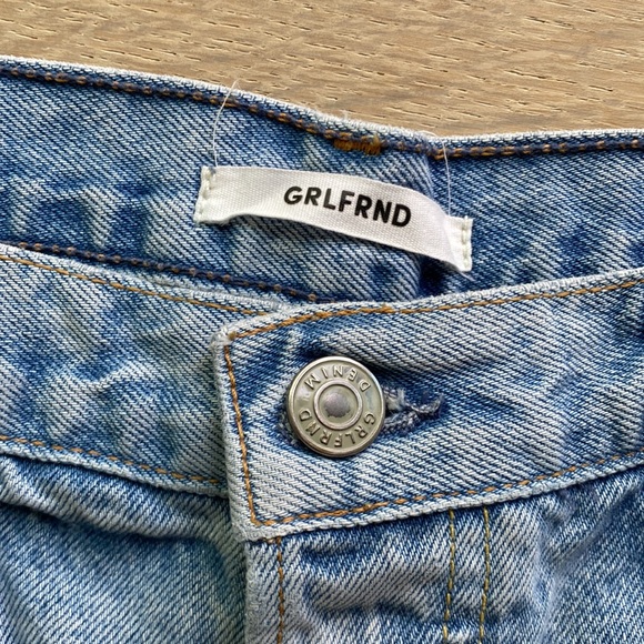 GRLFRND Adriana Shorts Size 26 - Picture 2 of 6